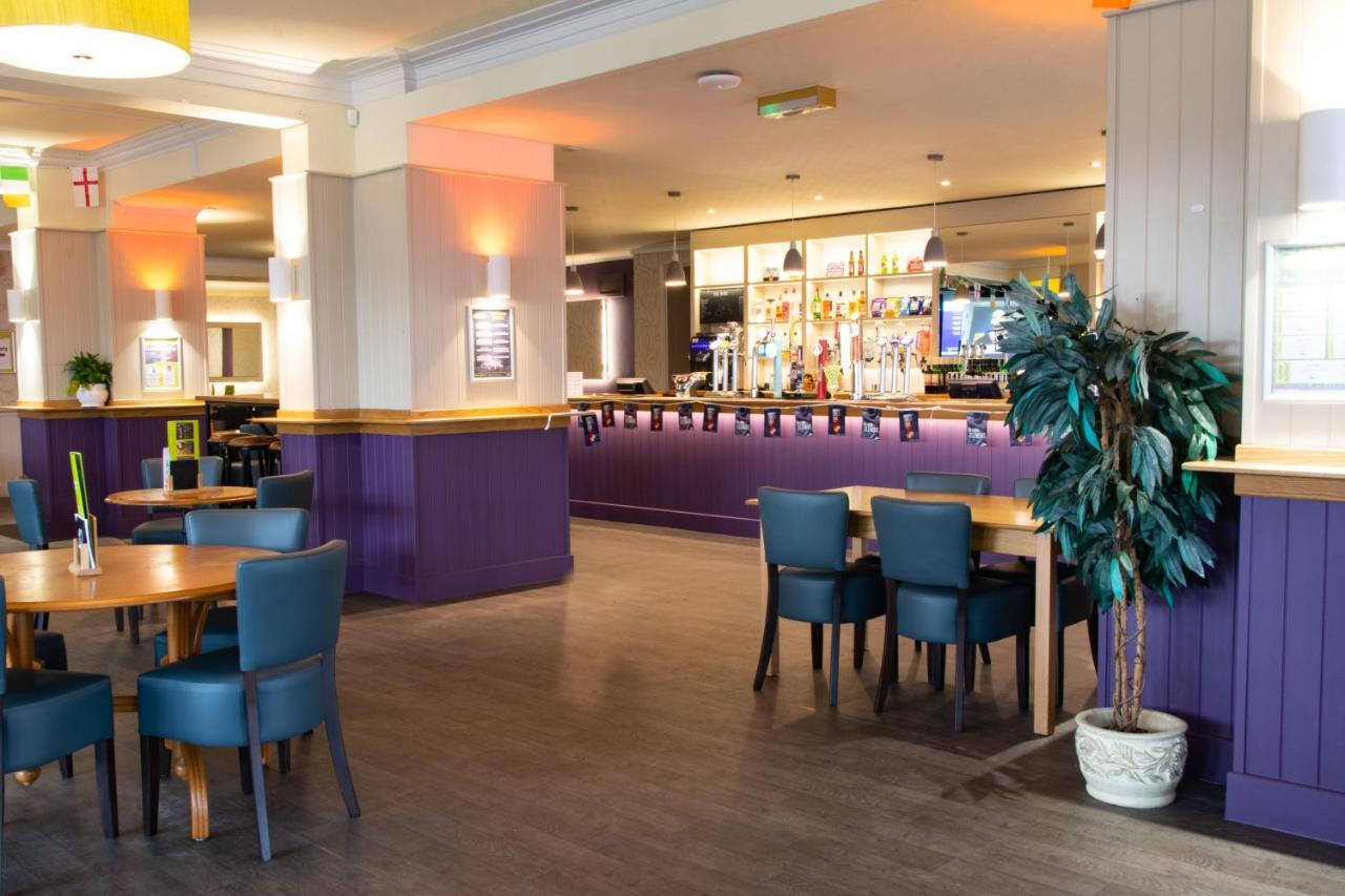 Tlh Carlton Hotel And Spa - Tlh Leisure And Entertainment Resort Torquay Exteriör bild