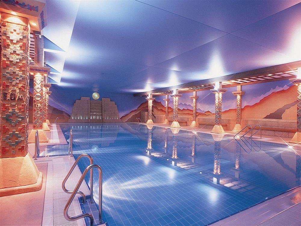 Tlh Carlton Hotel And Spa - Tlh Leisure And Entertainment Resort Torquay Exteriör bild